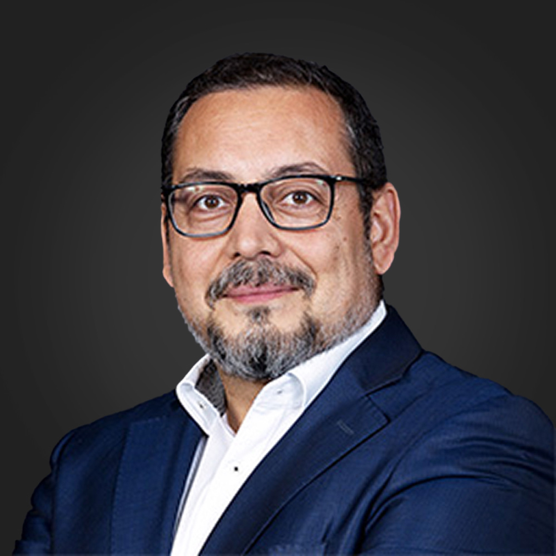 ePost-Mustafa-Öksüz-portrait-550x550px-1